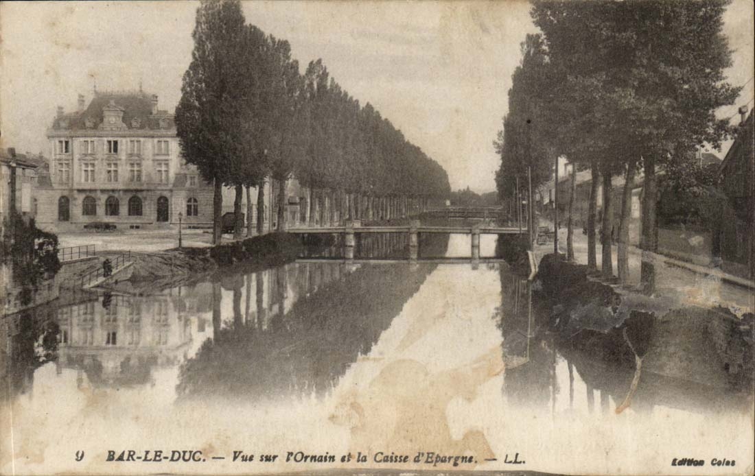 Bar le Duc CPA Vue sur l'Ornain et la caisse d'epargne