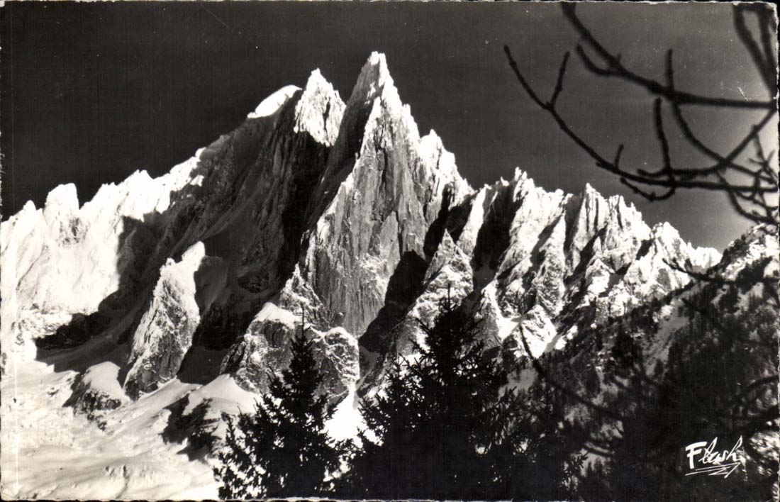 Le Dru (3754 m.) et la Verte (4131 m.) — Chamonix — Éditions F. Flamex, n° 134