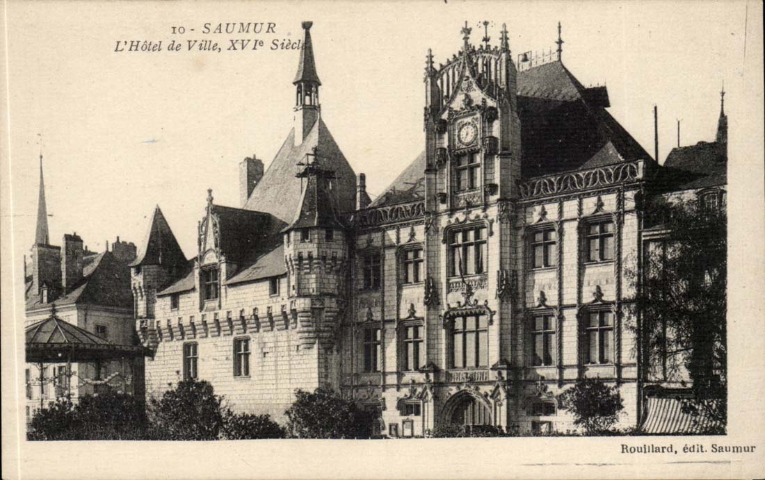 Saumur CPA L'hotel de ville 16eme