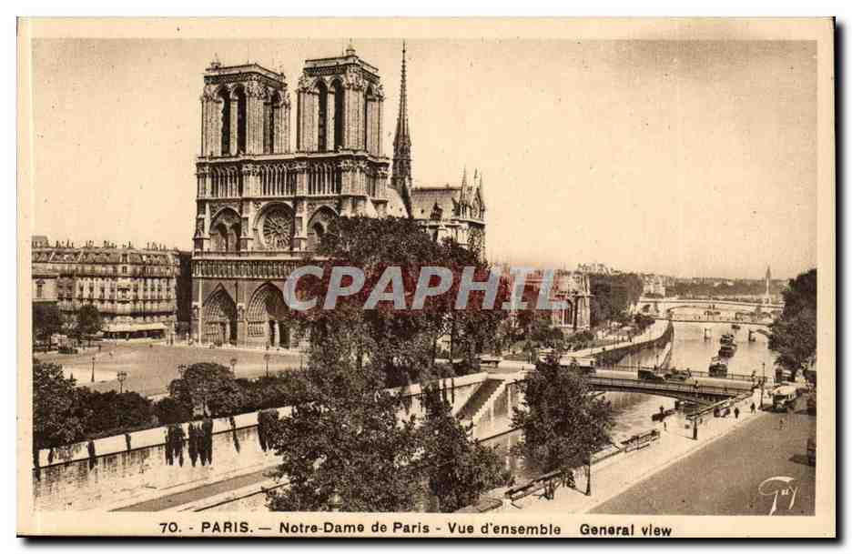 Paris CPA Notre Dame Vue d'ensemble