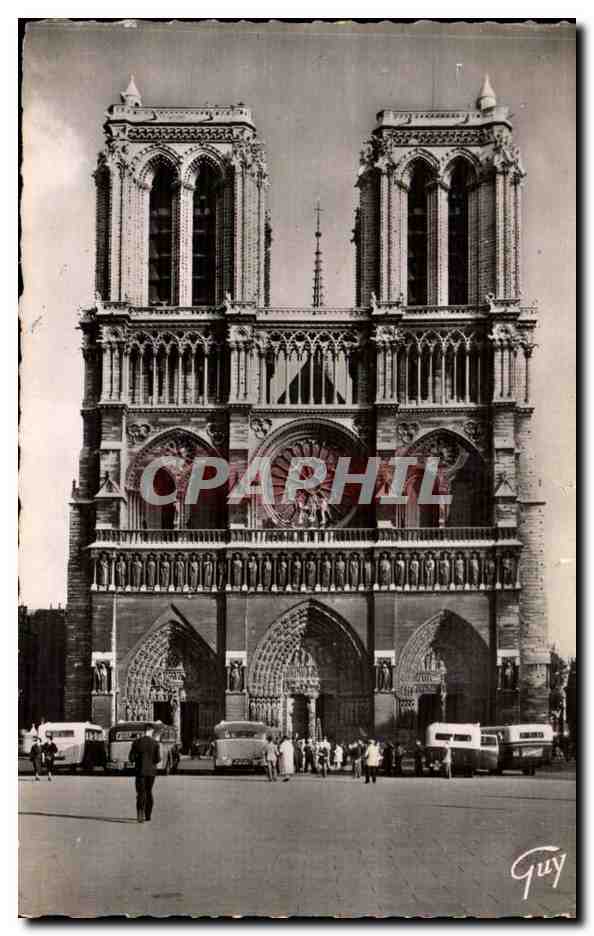 Notre-Dame de Paris — façade gothique — Guy