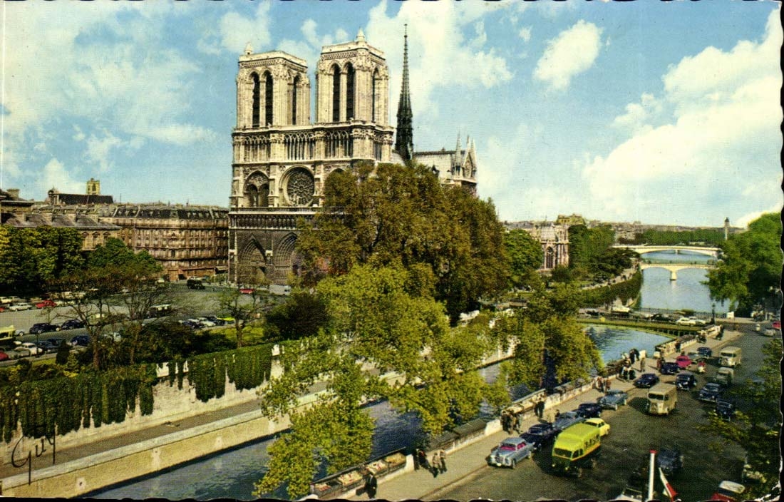 Notre-Dame de Paris — la cathédrale de l'Archevêché et la Seine (1163-1260) — Éd. d'Art Guy, Paris