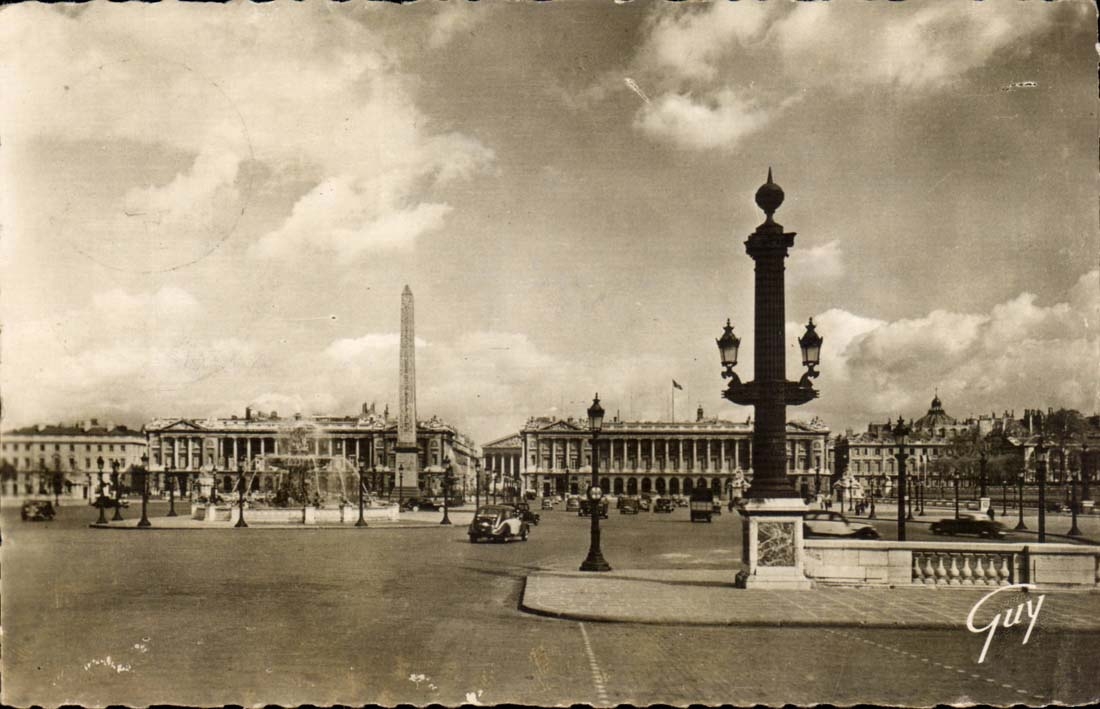 Paris CPA Place de la Concorde