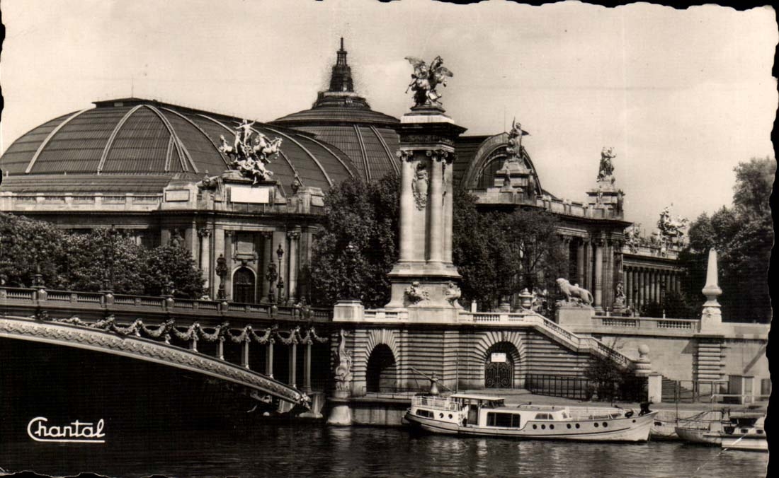 Paris CPA Le grand palais et le pont Alexandre III