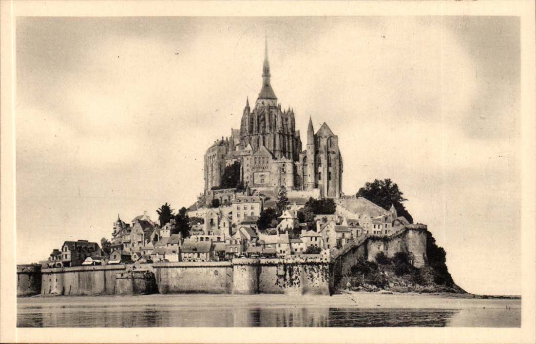Le Mont Saint Michel - Vue Generale Face Est - CPA 