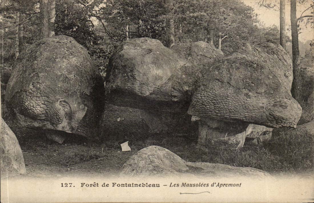 Bosque de Fontainebleau — Los Mausoleos de Apremont — Editor no identificado, n° 127