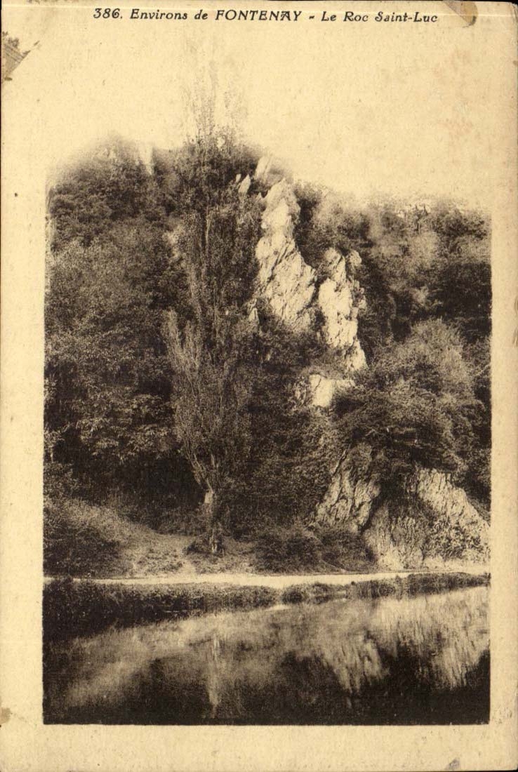 CPA Environs de Fontenay Le roc Saint Luc
