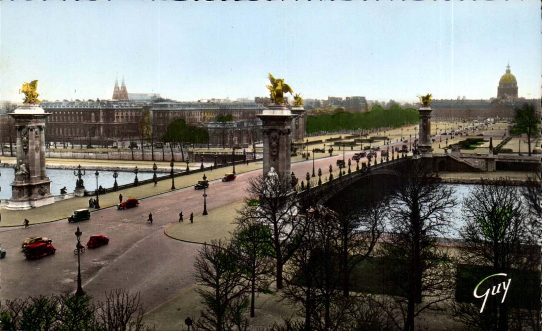Paris CPA Le pont Alexandre III et l'esplanade des Invalides