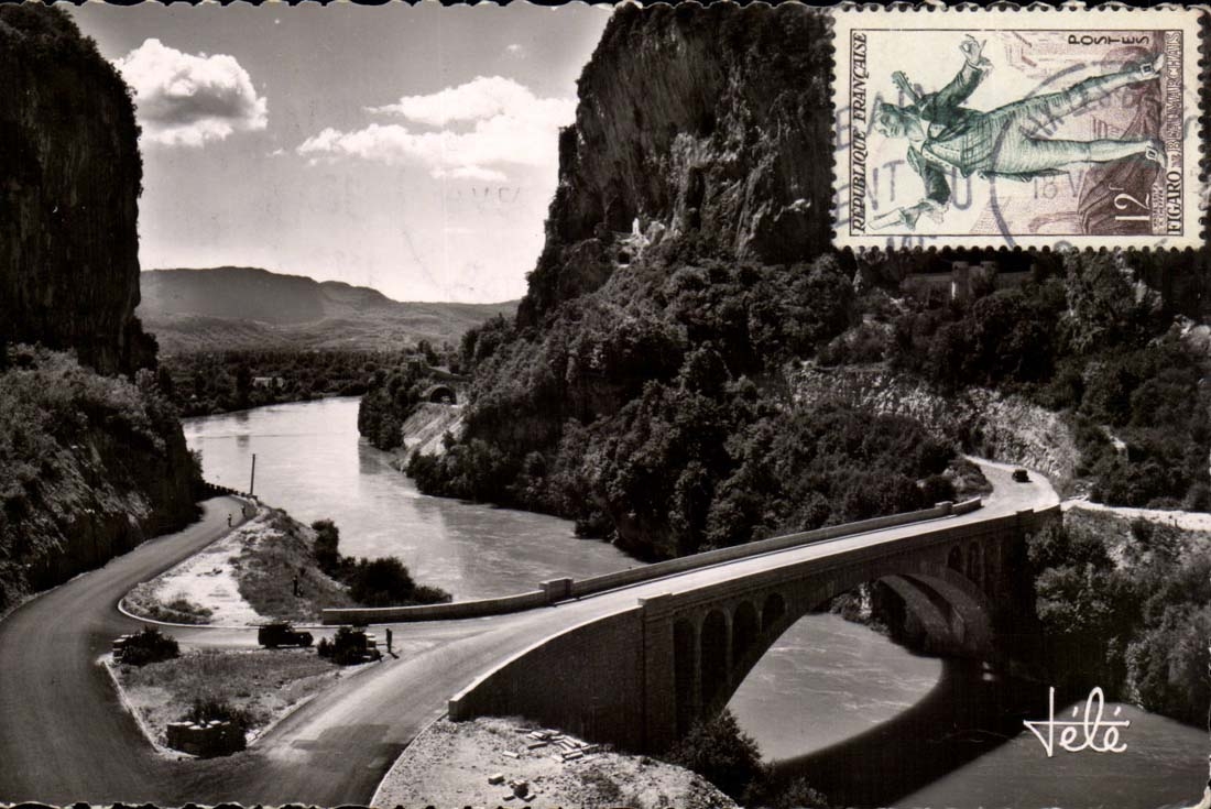 Pont de la Baume CPM pres du tunnel de la dent du Ghat