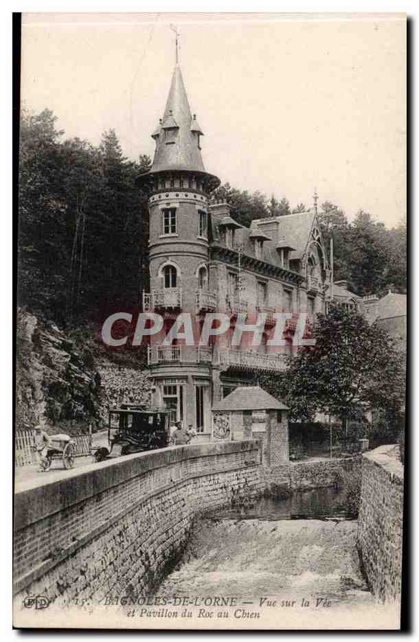 Bagnolles-de-l'Orne — Vue sur la Vée et Pavillon du Roc au Chen