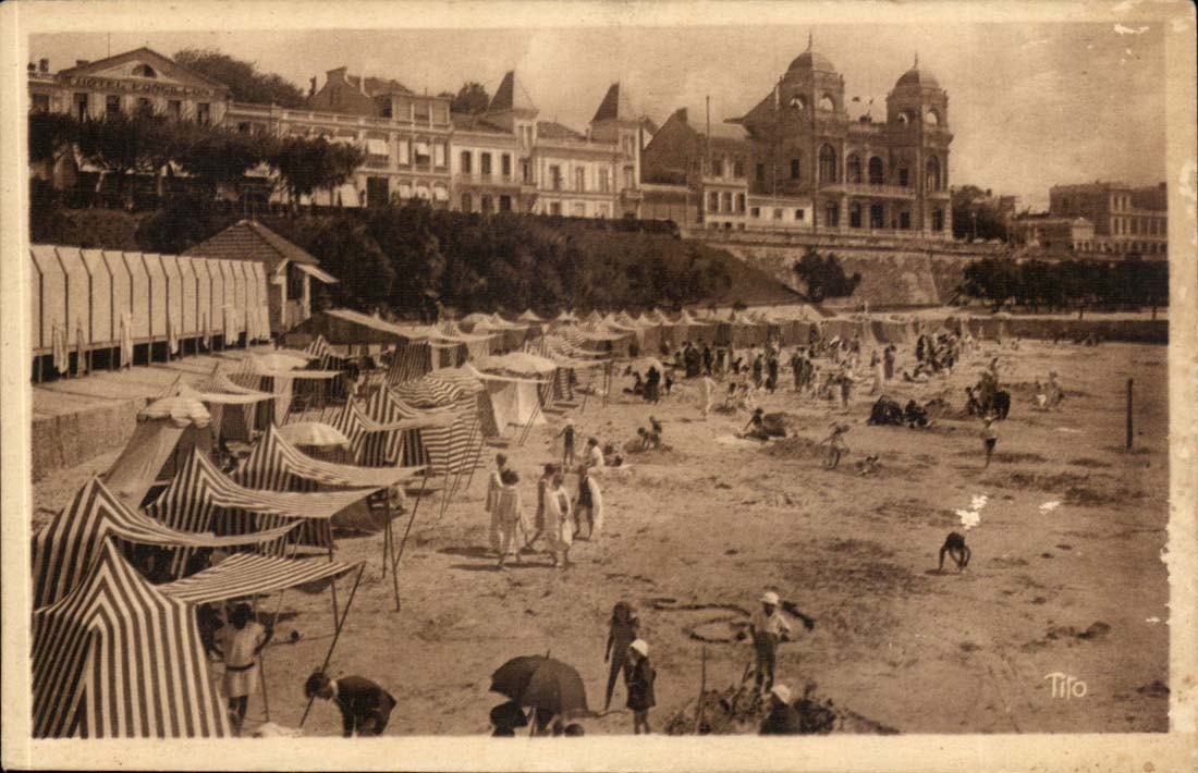 Royan CPA La facade de Foncillon la plage