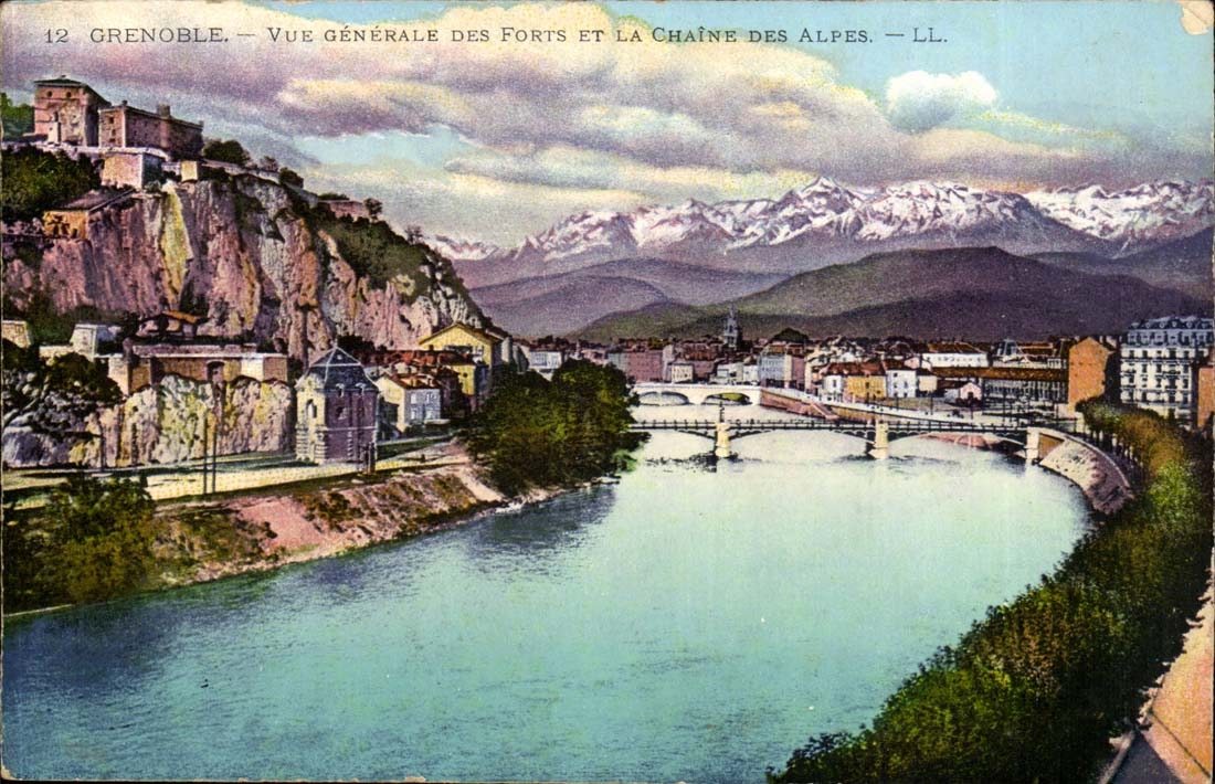 Grenoble CPA Vue generale des forts et la chaine des Alpes