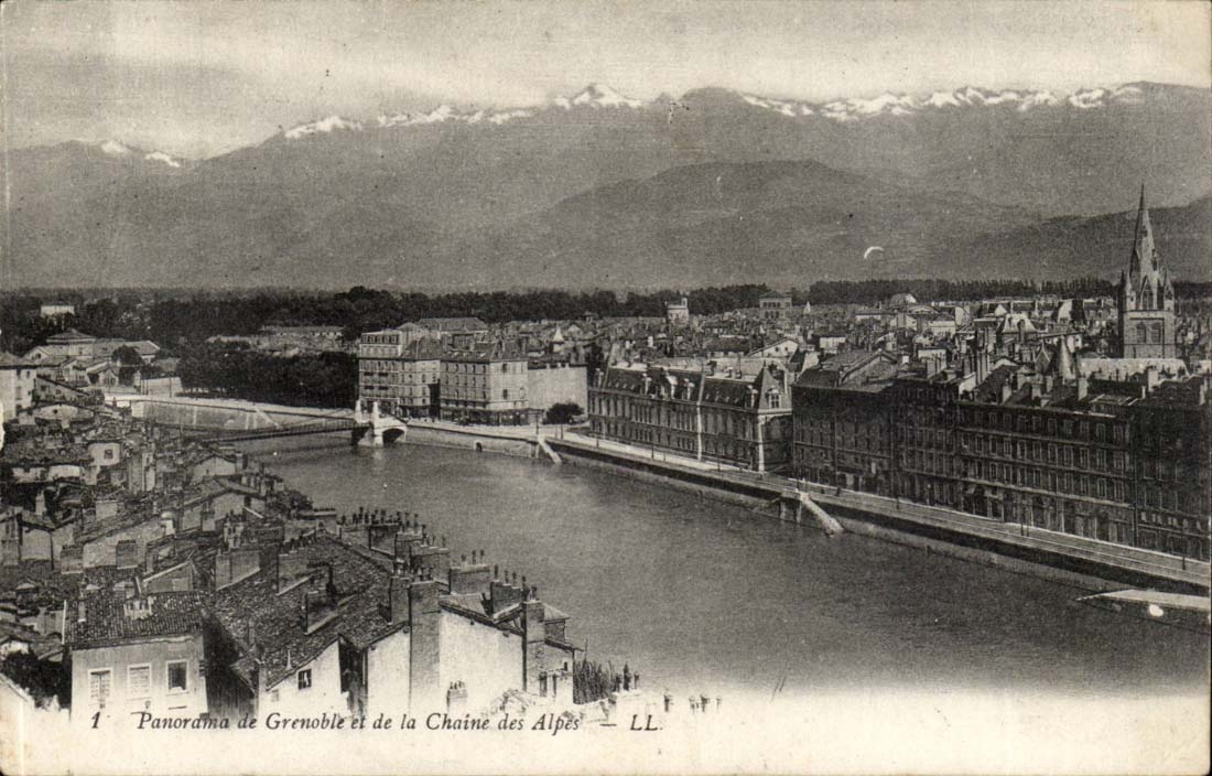 Panorama de Grenoble de la cahine des Alpes