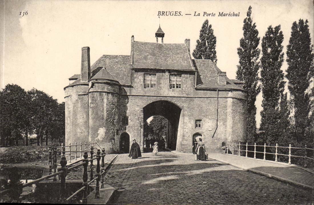 Belgie Belgique Bruges CPA La porte Marechale