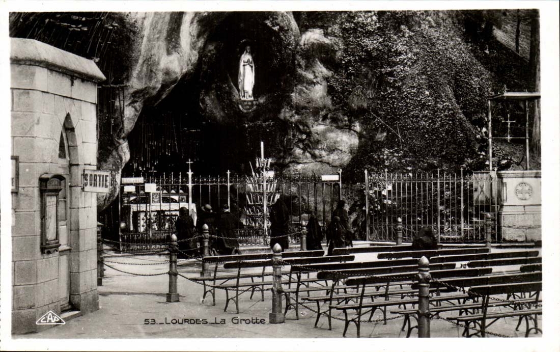 Lourdes CPA La grotte