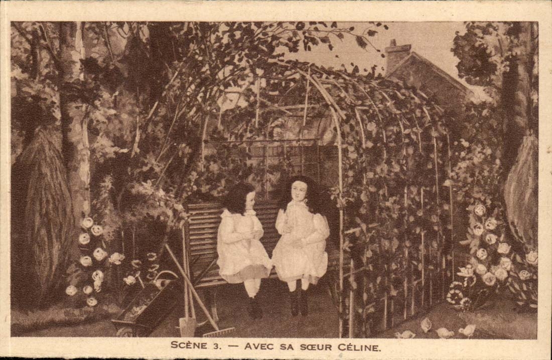 Lisieux - Scene 3 -Avec sa soeur Celine - Diorama de saint Therese de L'Enfant Jesus - CPA 
