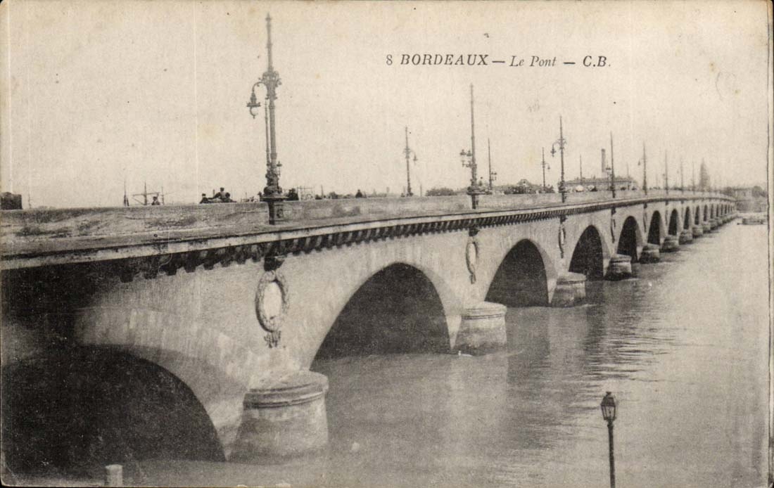 Bordeaux - Le Pont - CPA 