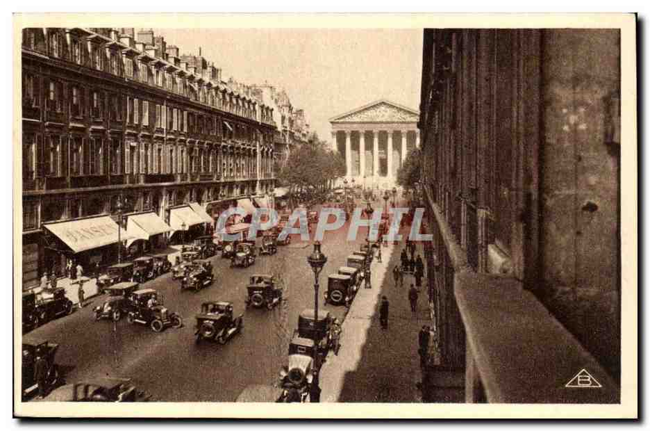 Paris 8- La Rue Royal et La Madeleine - CPA 