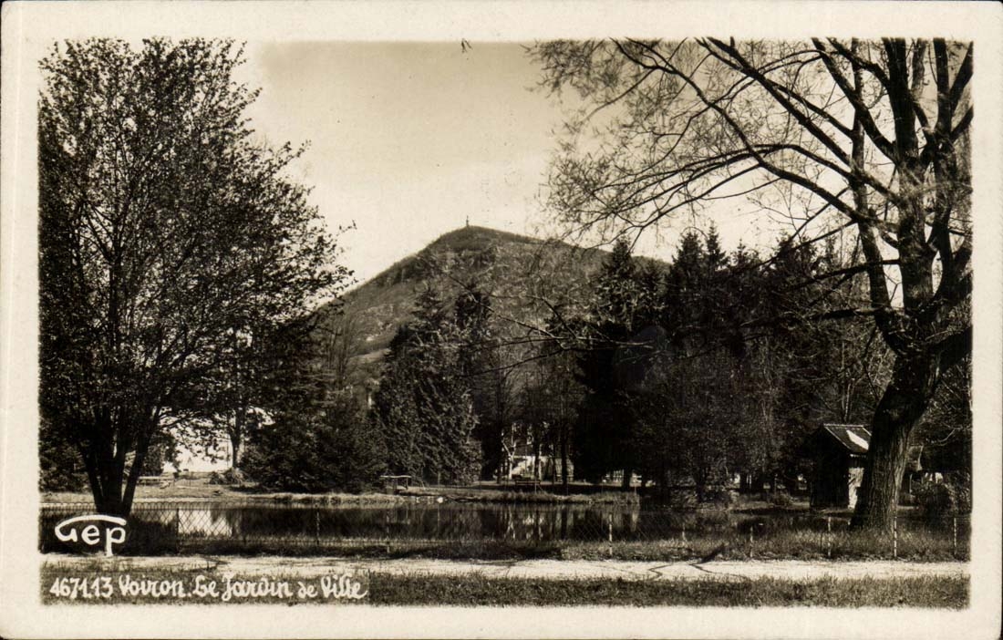 Voiron - Le Jardin de Ville - CPA 