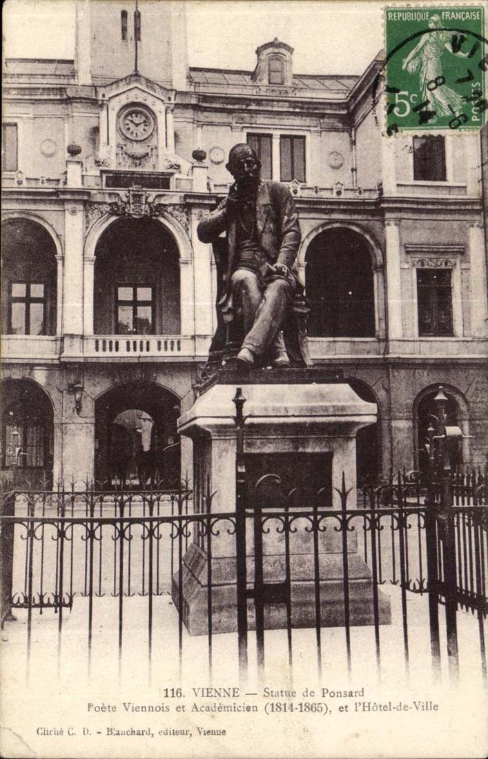 Austriche - Austria - Vienne Statue de Ponsard - Poete Viennois et Academicien 1814 1865 et Hotel de Ville - CPA 