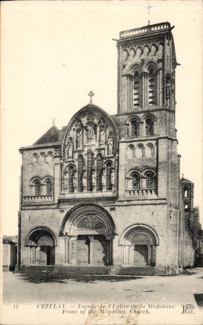 Vezelay CPA Facade de l'eglise de la Madeleine 
