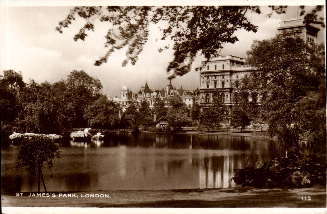 Great Britain Londres london CPA St James 's park