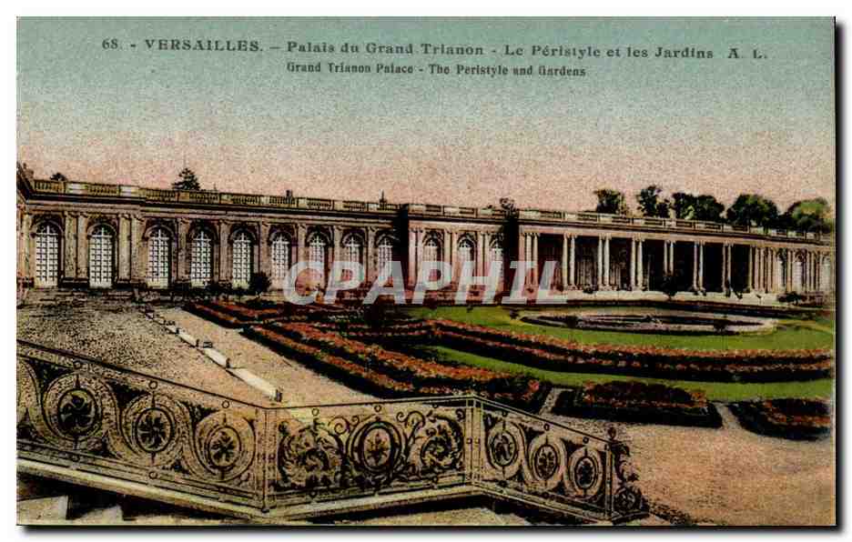 Versailles CPA Palais du Petit TRianon Le Peristyle et les jardins