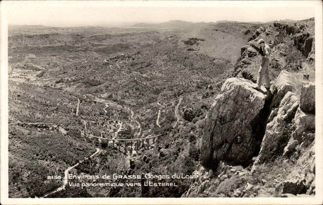 Environ de Grasse - Gorges du Loup — Vue panoramique vers L'Estérel — Édition La Cigogne, Nice
