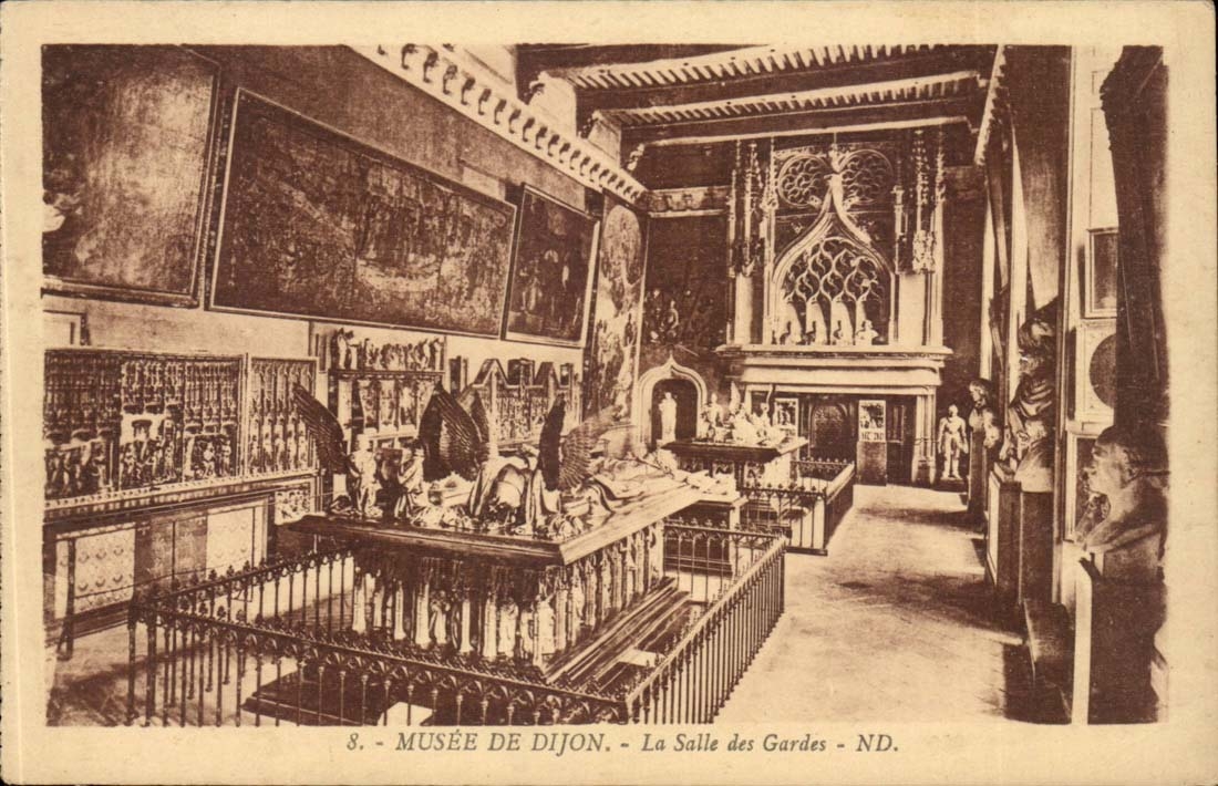 Musee de Dijon CPA La salle des Gardes