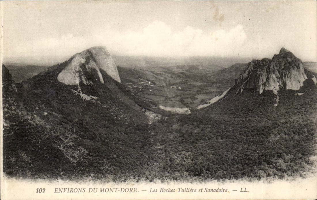 Environ du Mont-Dore — Les Roches Tuilière et Sanadoire — LL, n°102