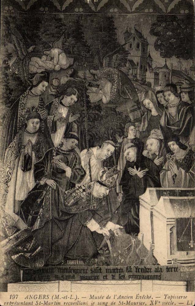 Angers CPA Musee de l'ancien eveche representant St Amrtin recueillant le sang de St Maurice