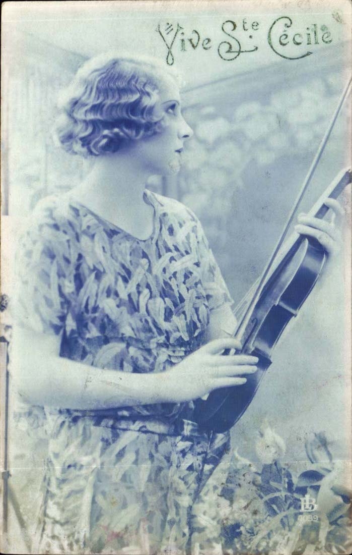 Femme jouant du violon — Sainte Cécile — Éditeur L. Bergeron, n° 2039