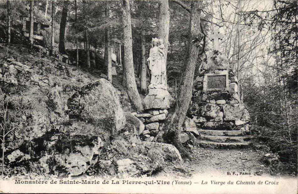 Monastère de Sainte-Marie de La Pierre-qui-Vire (Yonne) — La Vierge du Chemin de Croix