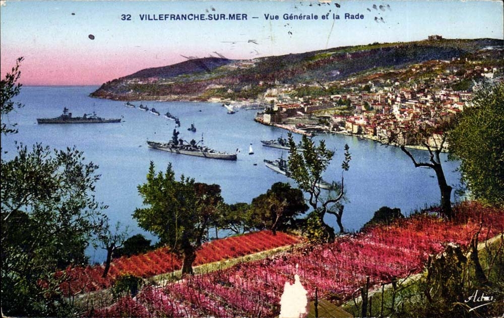 Villefranche-sur-Mer — Vue Générale et la Rade — Éditions Adia, n°32