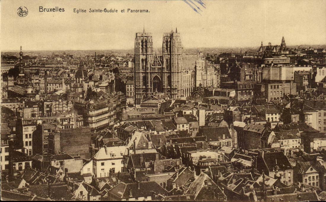 Belgie Belgique BRuxelles CPA Eglise Sainte Gudule et panorama