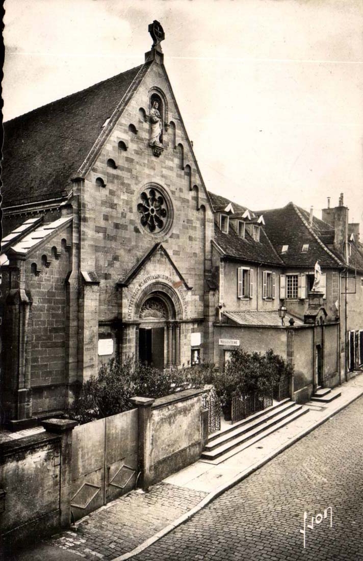 Paray-le-Monial — Chapelle et façade extérieure du monastère de la Visitation — Éditions d'Art Interdépartementales