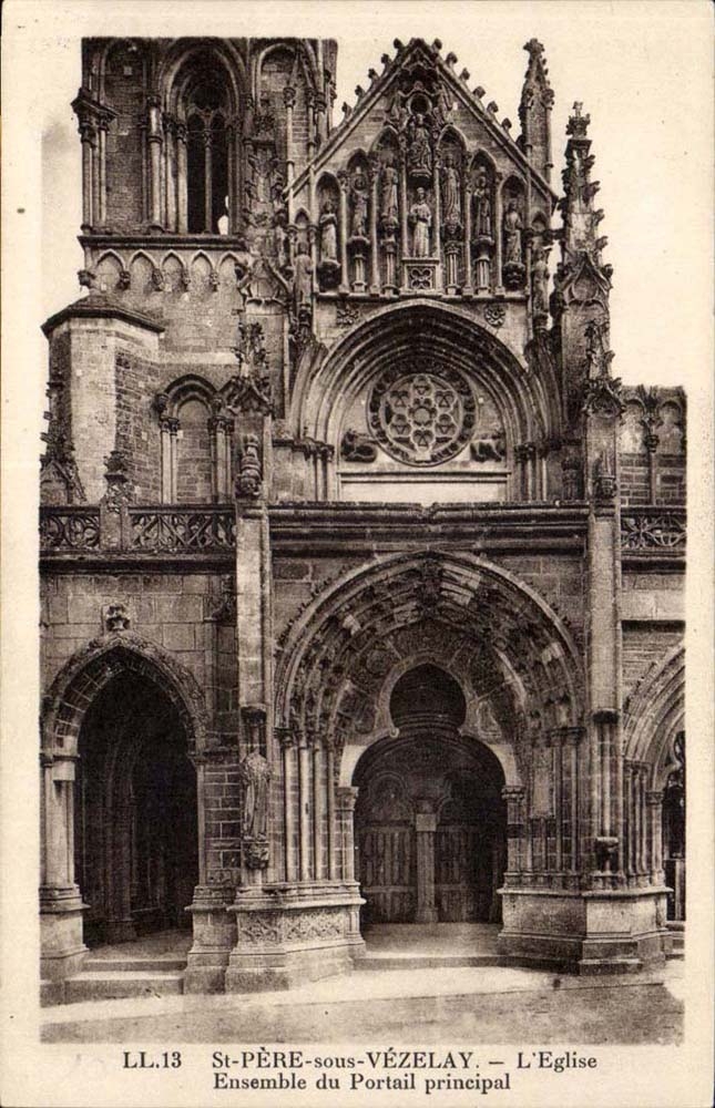 Yonne - st pere sous vezelay - L'Eglise Ensemble du Porttail Principal - CPA 