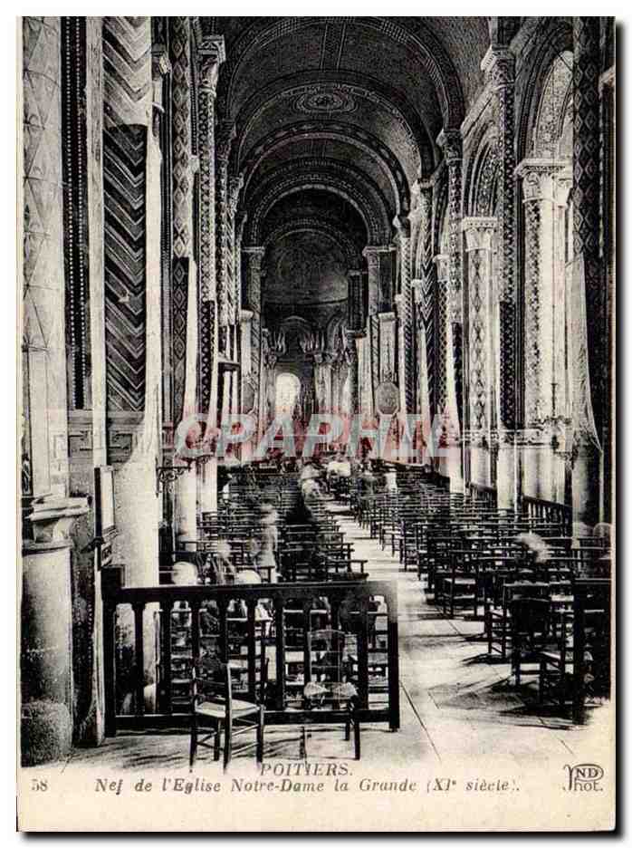 Poitiers — Neuf de l'Église Notre-Dame la Grande (XIe siècle) — ND Phot.