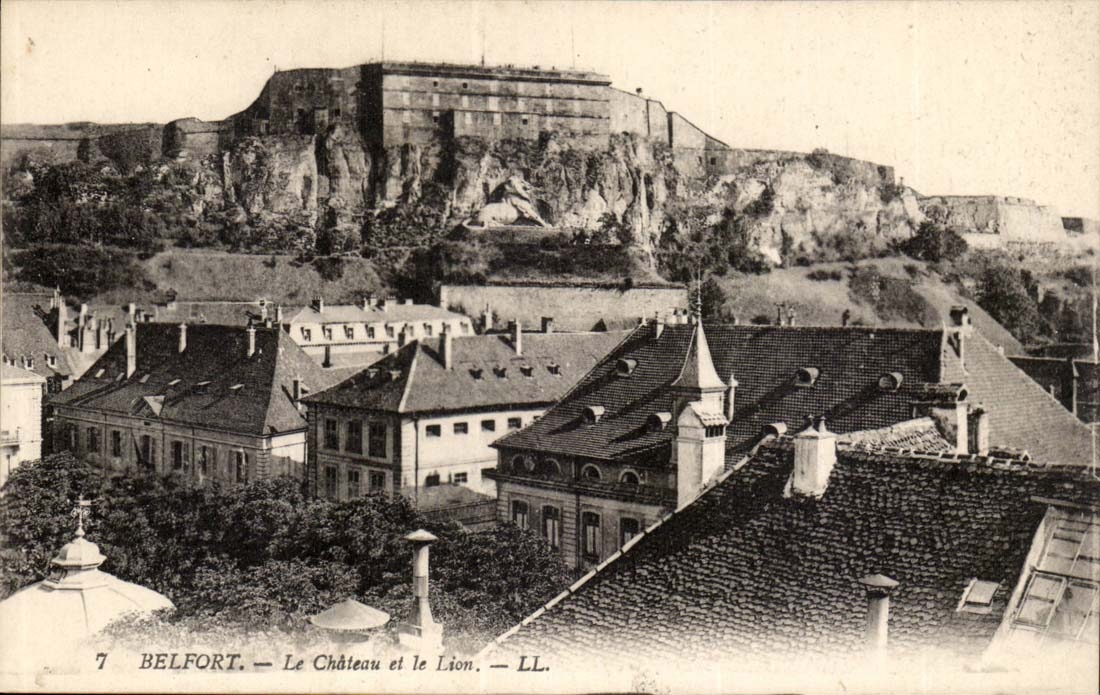 Belfort - Le Chateau et le lion - CPA 