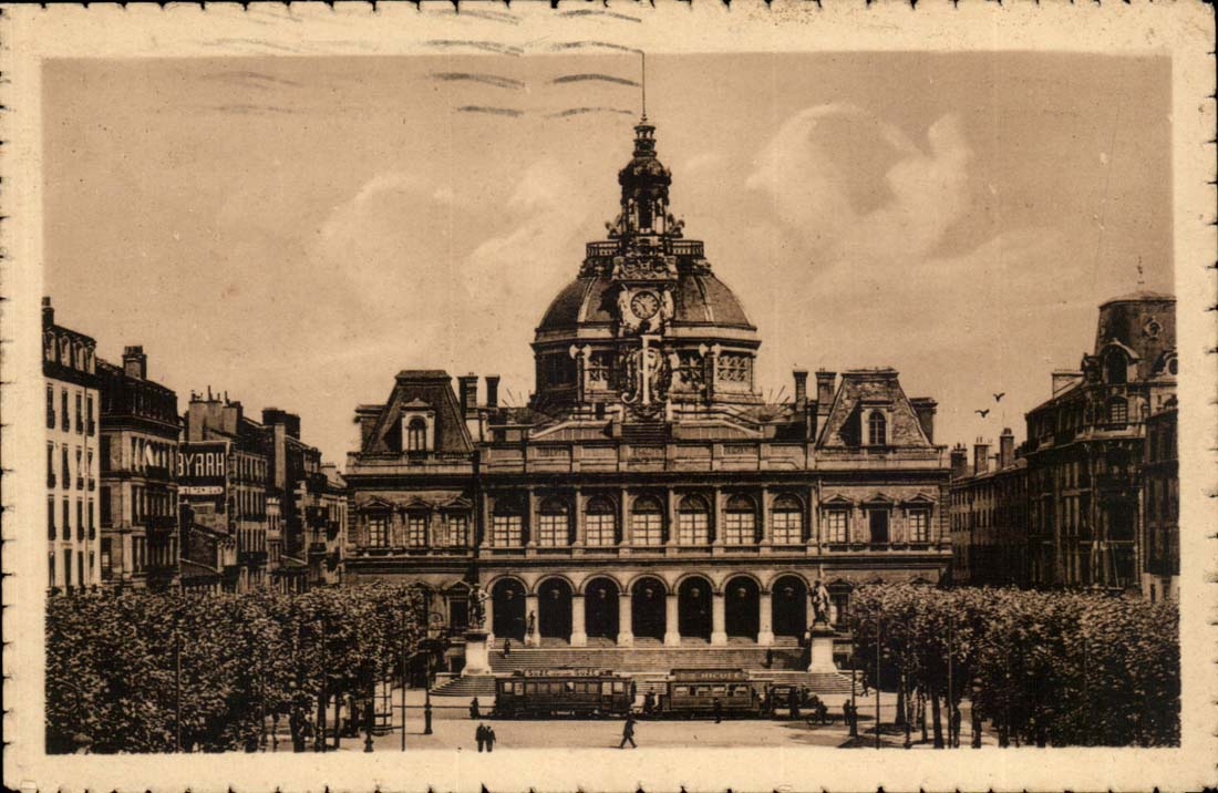 Saint Etienne - L'Hotel de Ville - CPA 
