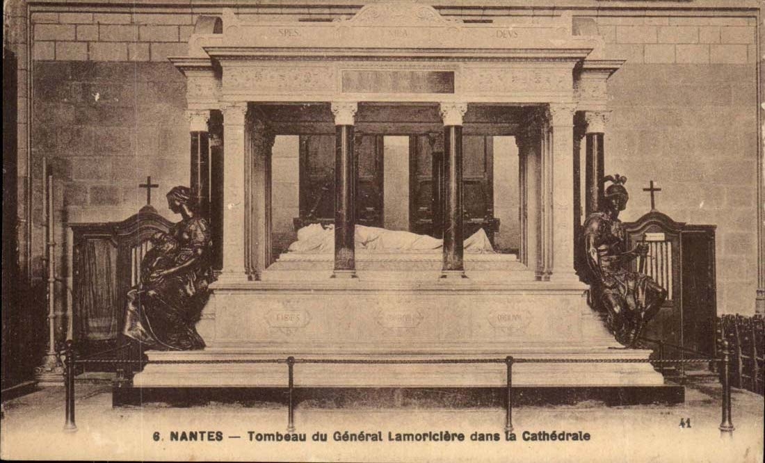 Nantes - Tombeau du Heneral dans la Cathedrale - CPA 