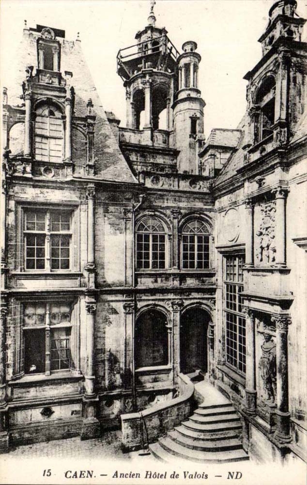 Caen - Ancien Hotel de Valois - CPA 