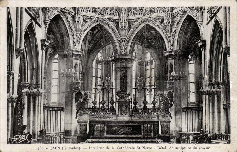 Caen - Interieure de la Cathedrale St Pierre - CPA 