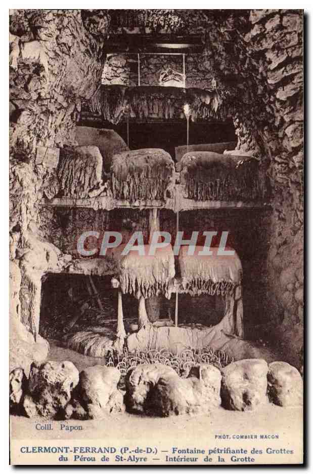 Clermont Ferrand - Fontaine Petrefiante des Grottes de Perou de St Alyre Interieur de la Grotte CPA 