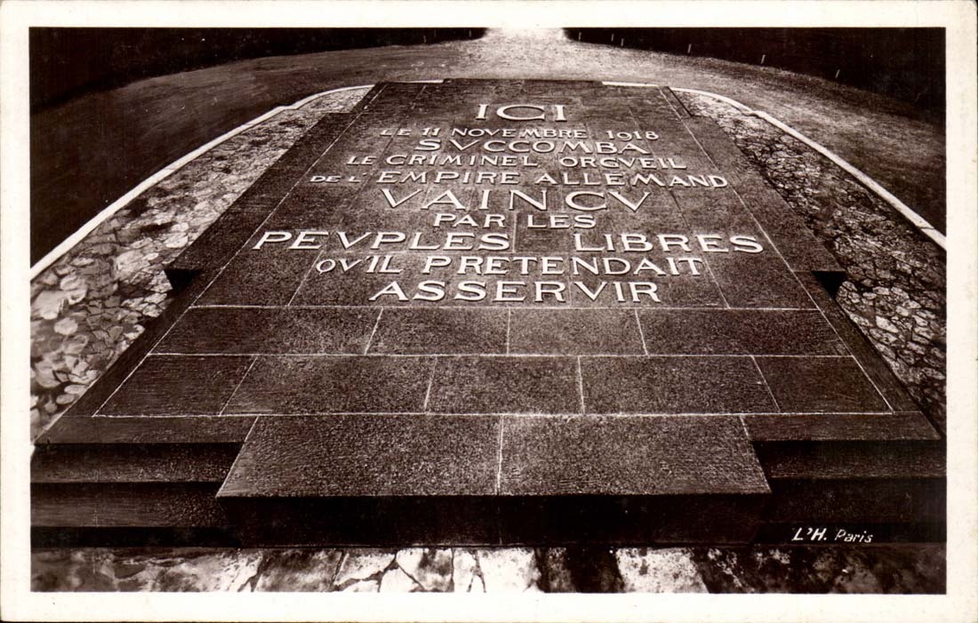 Compiegne - Foret - Clairiere de L'Armistice la dalie Centrale - CPA 