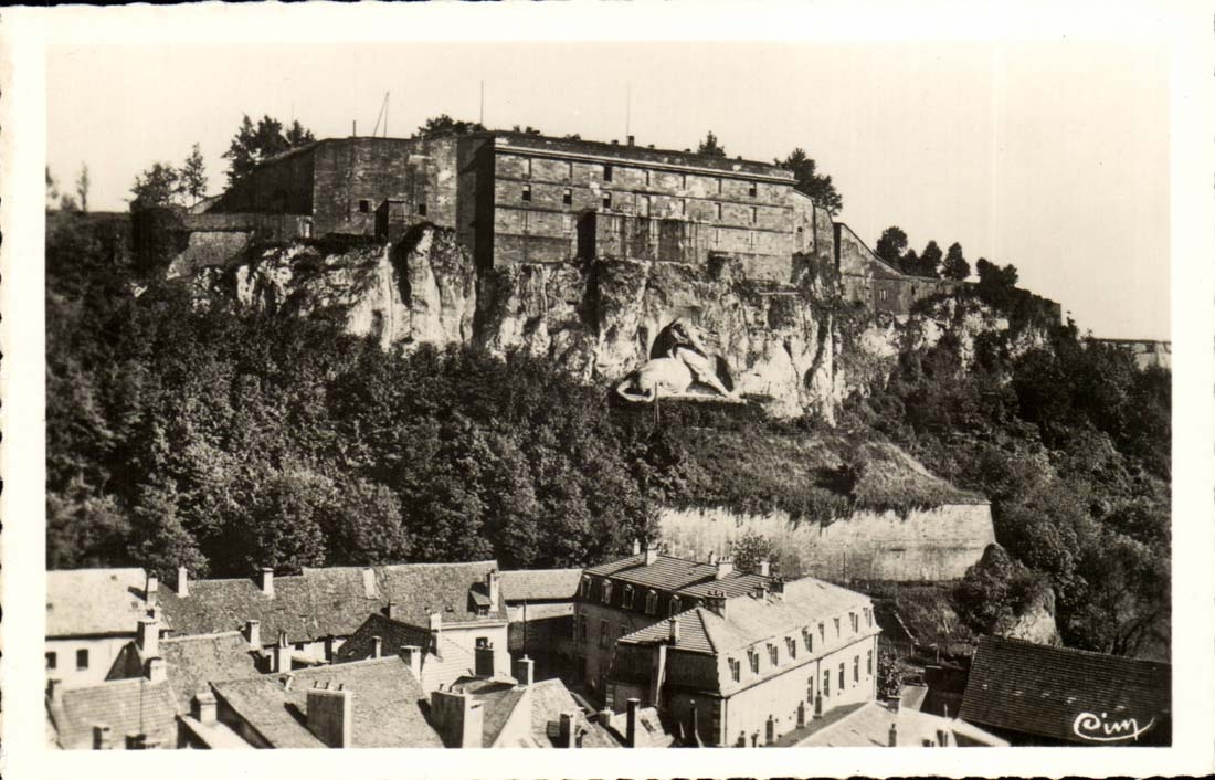 Belfort CPA Le chateau Vue d'ensemble
