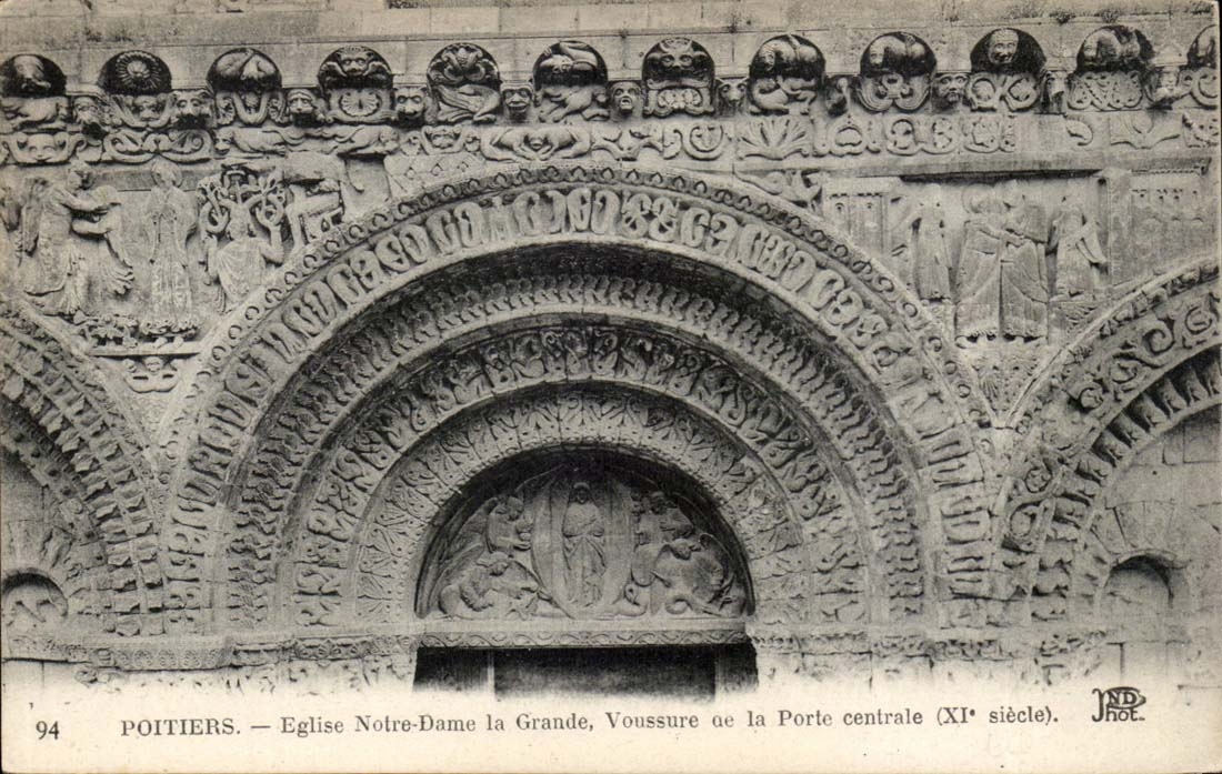 Poitiers — Église Notre-Dame la Grande, voussure de la porte centrale (XIe siècle)