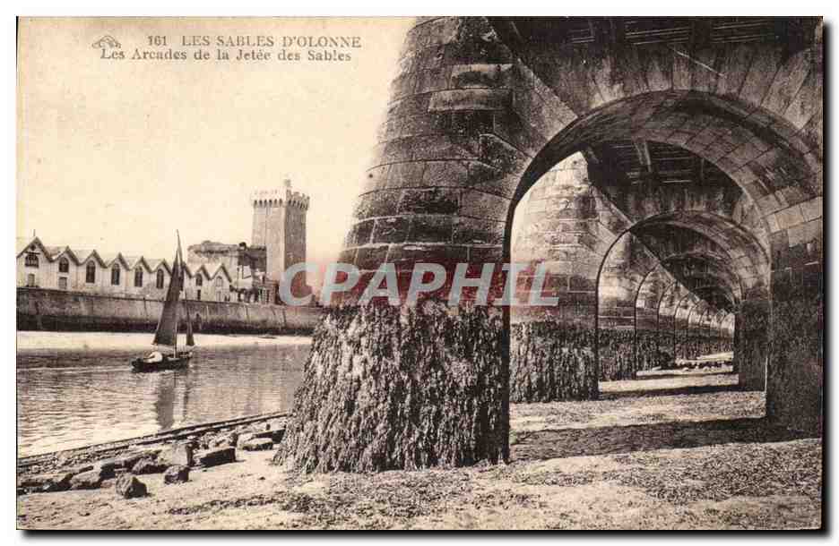 Les Sables d'Olonne - Les Arcades de la Jetee des sables - CPA 