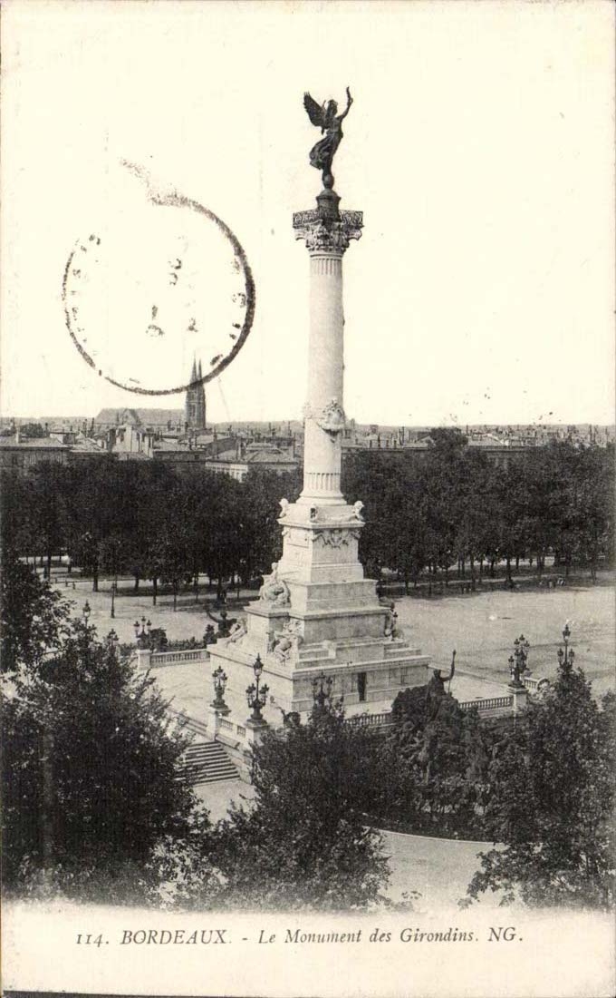 Bordeaux - Le Monument des Girondins - CPA 