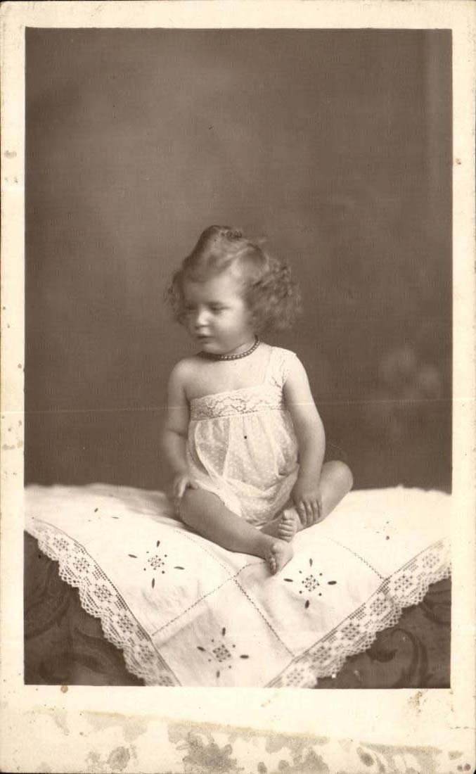 fantaisie - Fille - Avec Colier- 1955 - CPA 